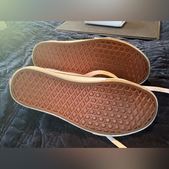 Pink Vans Size 7 - Picture 3 of 4